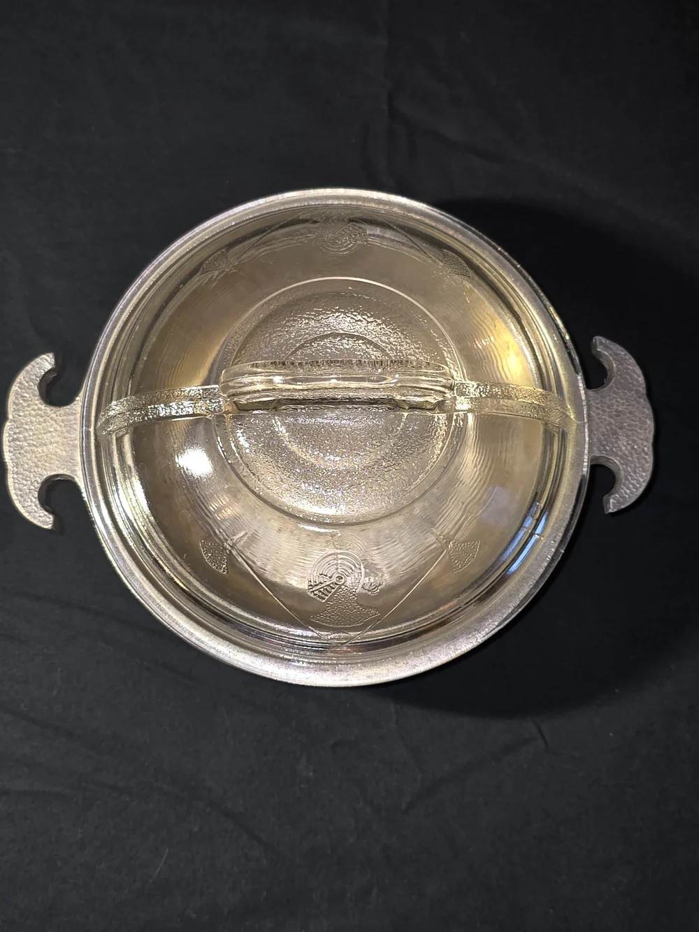 Guardian Service Clear Glass Covered Casserole Dish with Handle - Clear